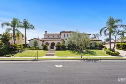 2404 Tiverton Dr, Bakersfield, CA 93311