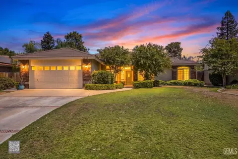 5600 Rockwell Dr, Bakersfield, CA 93308