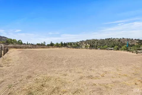 Other - 26350 Bear Valley Rd, Tehachapi, CA 93561 photo 14 of 18