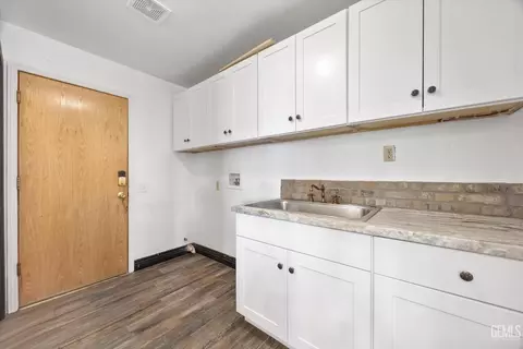 Other - 26350 Bear Valley Rd, Tehachapi, CA 93561 photo 7 of 18