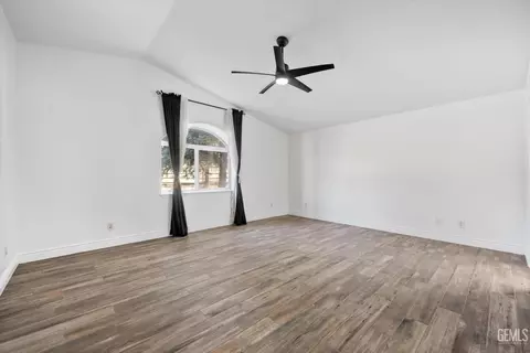 Other - 26350 Bear Valley Rd, Tehachapi, CA 93561 photo 3 of 18