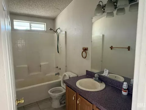 Bath - 28000 Cummings Valley Rd, Tehachapi, CA 93561 photo 2 of 2