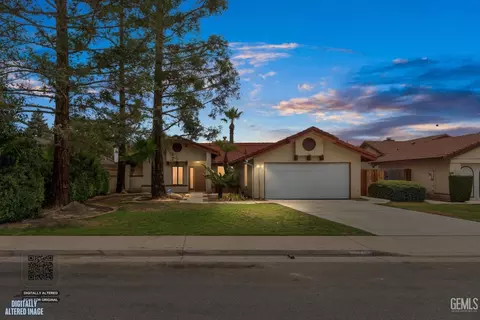 10105 Shadow Oak Way, Bakersfield, CA 93311