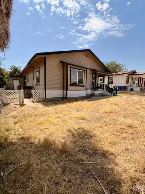 Other - 429 D St, Taft, CA 93268 photo 9 of 9
