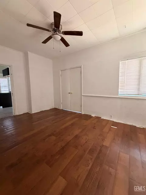 Other - 429 D St, Taft, CA 93268 photo 4 of 9