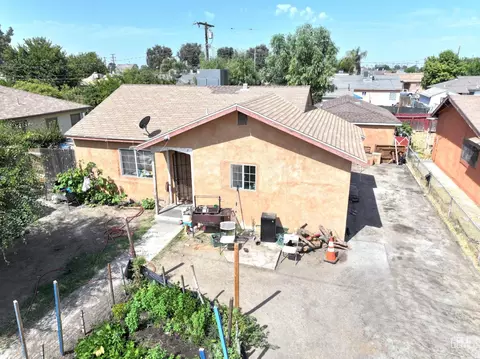 337 Norwalk St, Delano, CA 93215