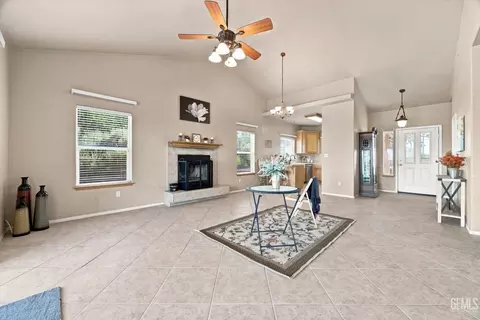 Other - 24650 Sandpiper Ct, Tehachapi, CA 93561 photo 4 of 6
