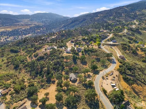 View/Area - 24650 Sandpiper Ct, Tehachapi, CA 93561 photo 8 of 8