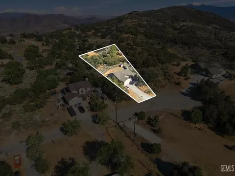 View/Area - 24650 Sandpiper Ct, Tehachapi, CA 93561 photo 4 of 8