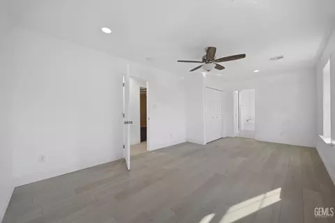 Bedroom - 30150 Jamaica Dunes Dr, Tehachapi, CA 93561 photo 4 of 8
