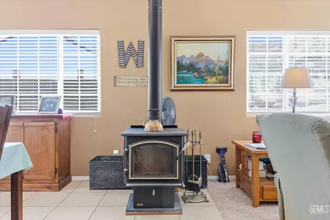 Other - 17381 Bold Venture Dr, Tehachapi, CA 93561 photo 4 of 8