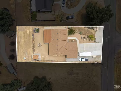 View/Area - 17381 Bold Venture Dr, Tehachapi, CA 93561 photo 2 of 5