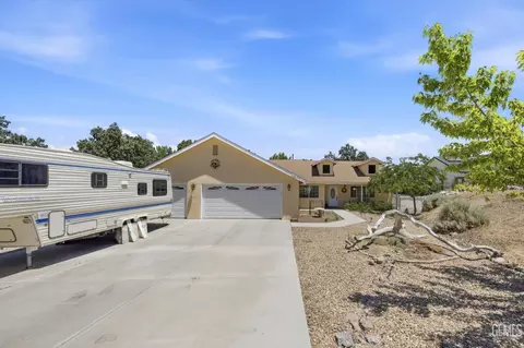 Exterior - 17381 Bold Venture Dr, Tehachapi, CA 93561 photo 3 of 10