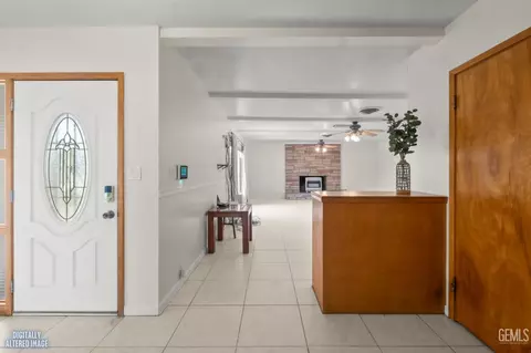 Entry Way - 15821 Central Ave, Wasco, CA 93280 photo 2 of 4