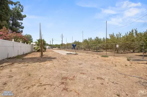 Exterior - 15821 Central Ave, Wasco, CA 93280 photo 18 of 20