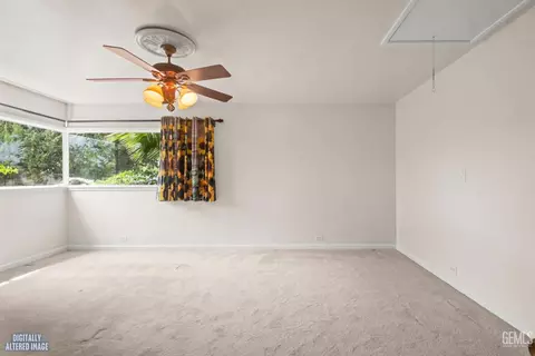 Bedroom - 15821 Central Ave, Wasco, CA 93280 photo 5 of 8