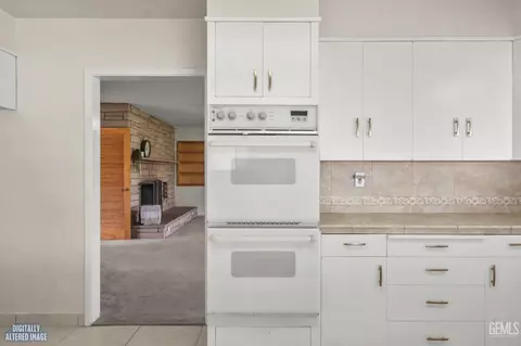 Kitchen - 15821 Central Ave, Wasco, CA 93280 photo 1 of 4