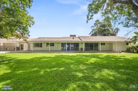 Exterior - 15821 Central Ave, Wasco, CA 93280 photo 11 of 20