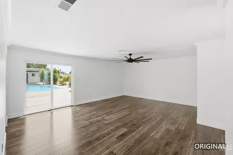 Living - 10609 Cave Ave, Bakersfield, CA 93312 photo 2 of 2