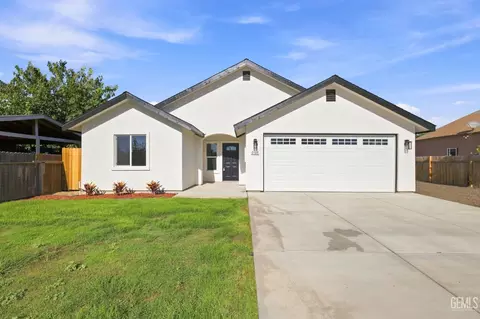 2109 Mahoney St, Bakersfield, CA 93307
