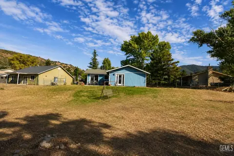 Exterior - 21951 Berne, Tehachapi, CA 93561 photo 2 of 3