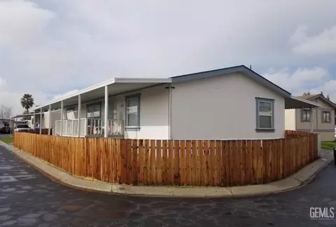 6601 Eucalyptus Dr #105, Bakersfield, CA 93306