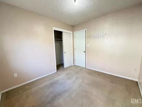 Bedroom - 1908 Summer Dr, Delano, CA 93215 photo 1 of 3