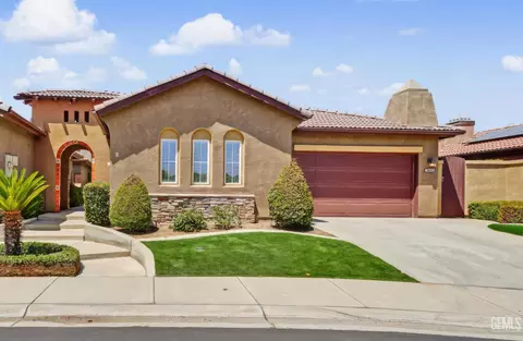 8622 Bolsena Ln, Bakersfield, CA 93312