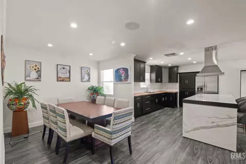 Dining - 525 Washington Ave, Taft, CA 93268 photo 1 of 1