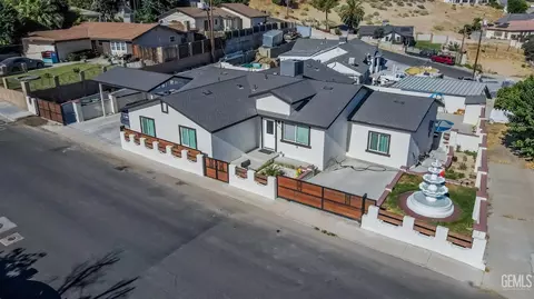 View/Area - 525 Washington Ave, Taft, CA 93268 photo 1 of 6