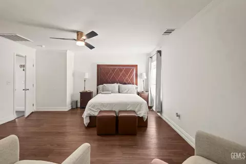 Bedroom - 525 Washington Ave, Taft, CA 93268 photo 7 of 7
