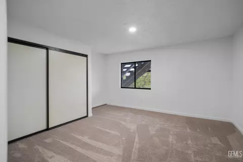 Bedroom - 24501 Pueblo Ct, Tehachapi, CA 93561 photo 6 of 6