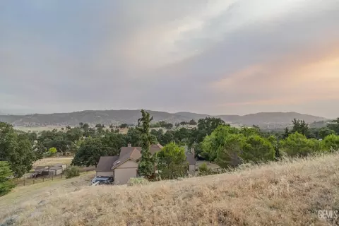 Other - 24501 Pueblo Ct, Tehachapi, CA 93561 photo 19 of 20