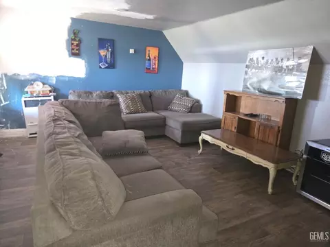 Living - 45766 Carlin Dr, Posey, CA 93260 photo 4 of 4