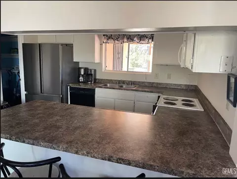 Kitchen - 45766 Carlin Dr, Posey, CA 93260 photo 2 of 2