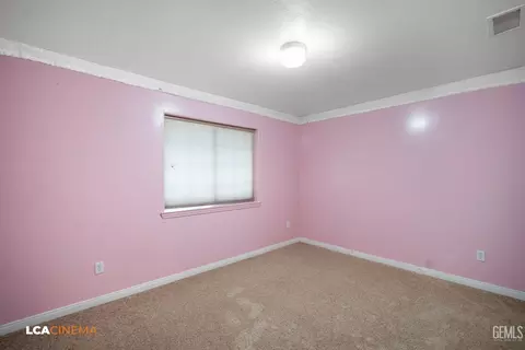 Bedroom - 11338 Tee Box Ln, Taft, CA 93268 photo 1 of 4
