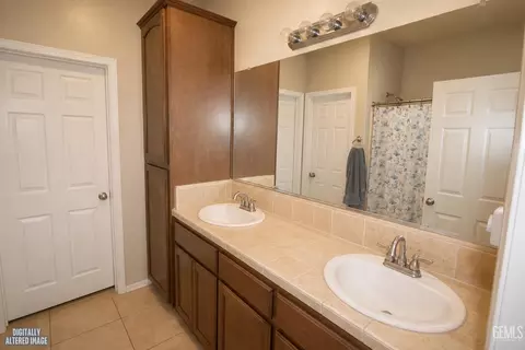 Other - 319 Count Fleet Way, Bakersfield, CA 93307 photo 3 of 3