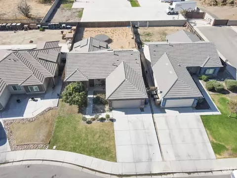 View/Area - 319 Count Fleet Way, Bakersfield, CA 93307 photo 1 of 1