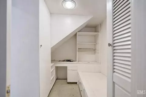 Other - 504 Garfield Ave, Taft, CA 93268 photo 5 of 11