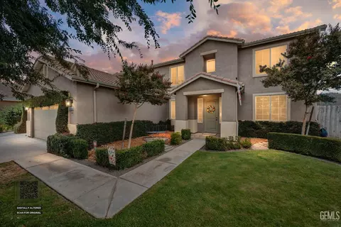 5803 Penn Station Ln, Bakersfield, CA 93311