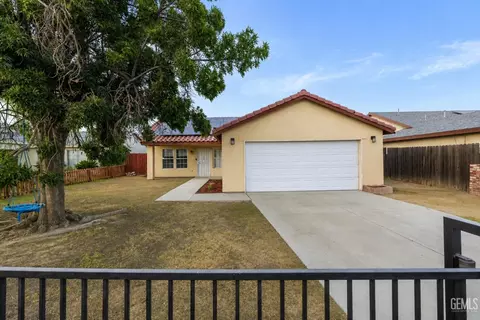 2114 Foxglove Ct, Bakersfield, CA 93304