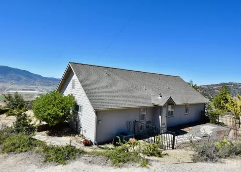 Exterior - 22730 Shenadoah, Tehachapi, CA 93561 photo 5 of 6