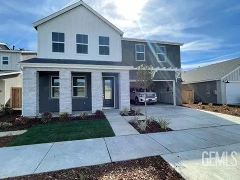 Exterior - 9411 Eagle Creek Dr, Shafter, CA 93263 photo 3 of 6