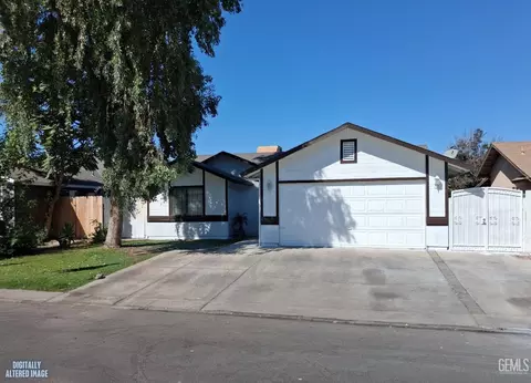 5913 Stone Bridge Ln, Bakersfield, CA 93313