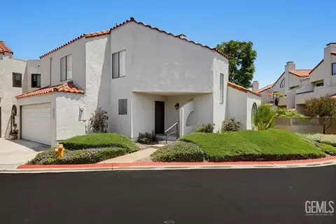 4225 Andros Cir, Huntington Beach, CA 92649
