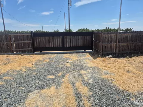 Exterior - 0 Rowlee Rd, Wasco, CA 93280 photo 5 of 9