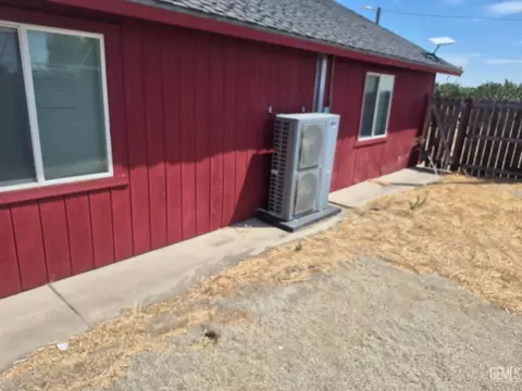 Exterior - 0 Rowlee Rd, Wasco, CA 93280 photo 2 of 9