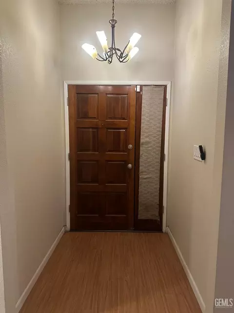 Entry Way - 8417 Eakins Dr, Bakersfield, CA 93311 photo 2 of 3
