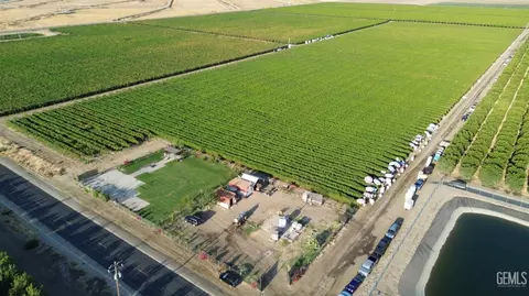 2843 N Rancho Dr, Arvin, CA 93203