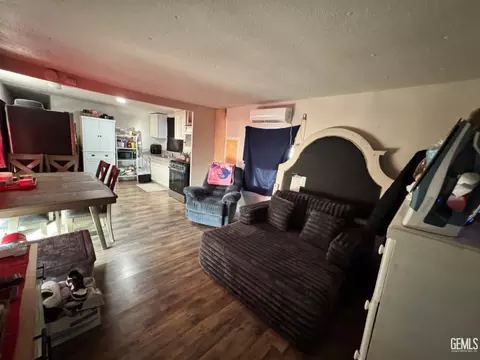 27573 Cypress St, Taft, CA 93268 photo 13